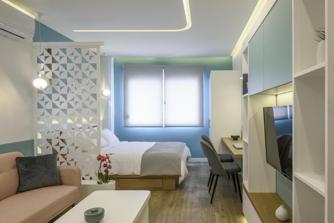 Τhe Half Root Suite In The Heart Of City Center Thessaloniki Exterior photo